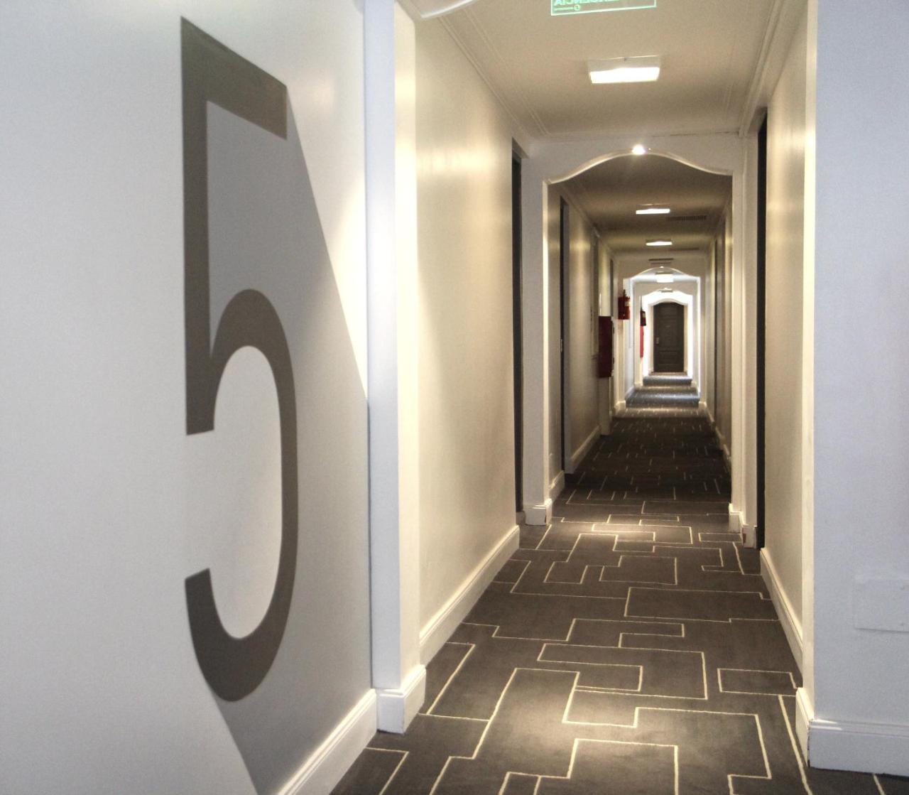 Carsson Hotel Downtown Буенос Айрес Екстериор снимка